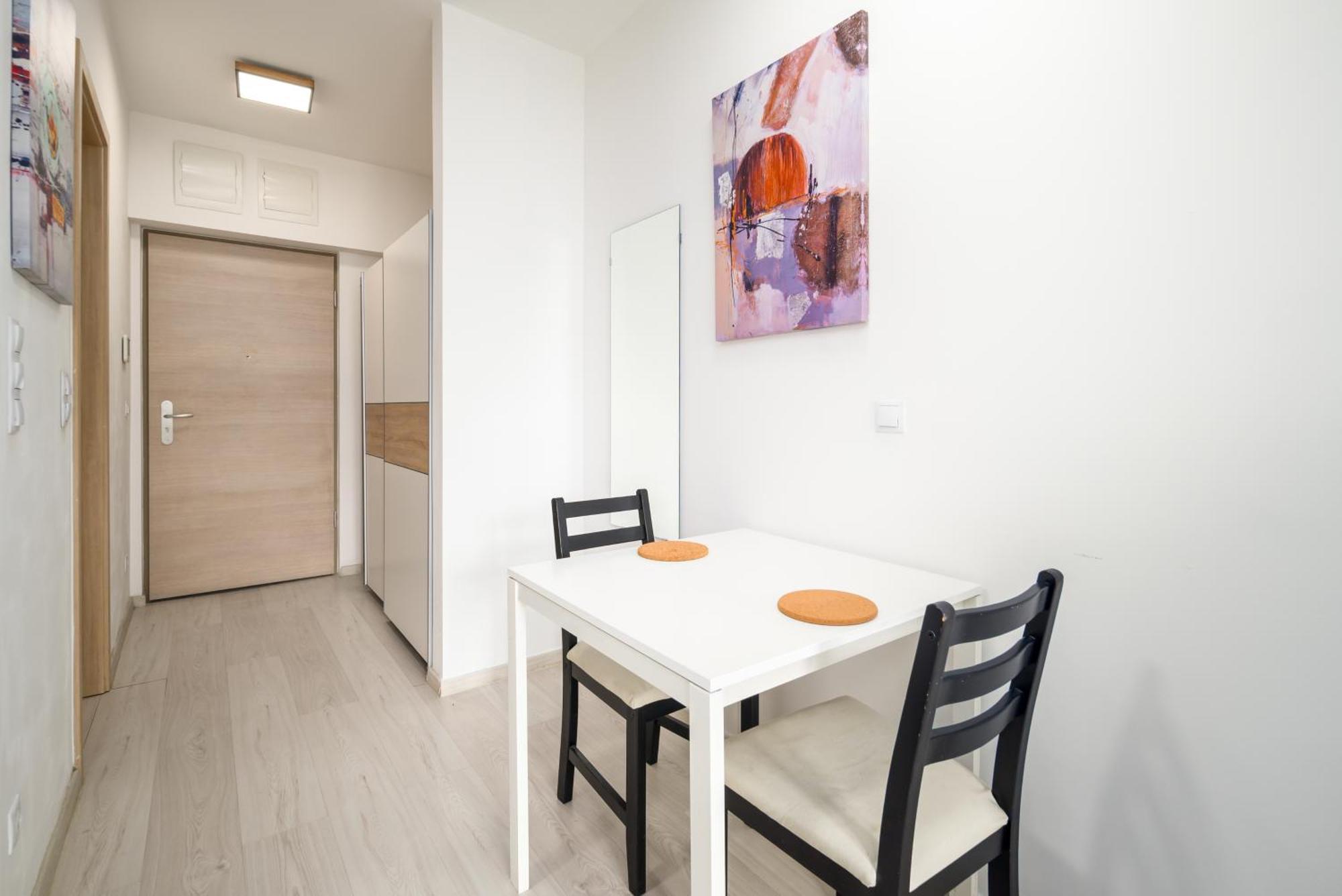 Atrium Residence Deluxe Suite-Free Parking Garage Same Building Budapest Exterior photo